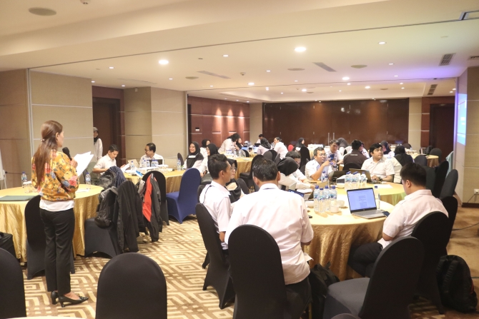 Penyampaian arahan Karo Perencanaan BNN diwakilkan oleh Emma Suryaningtyas, S.Pd., M.Si